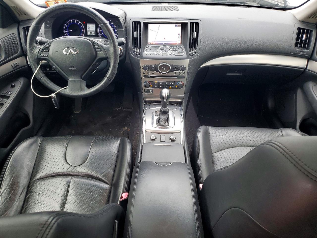 INFINITI G37 X