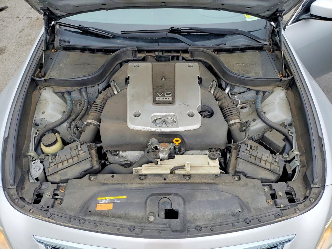 INFINITI G37 X