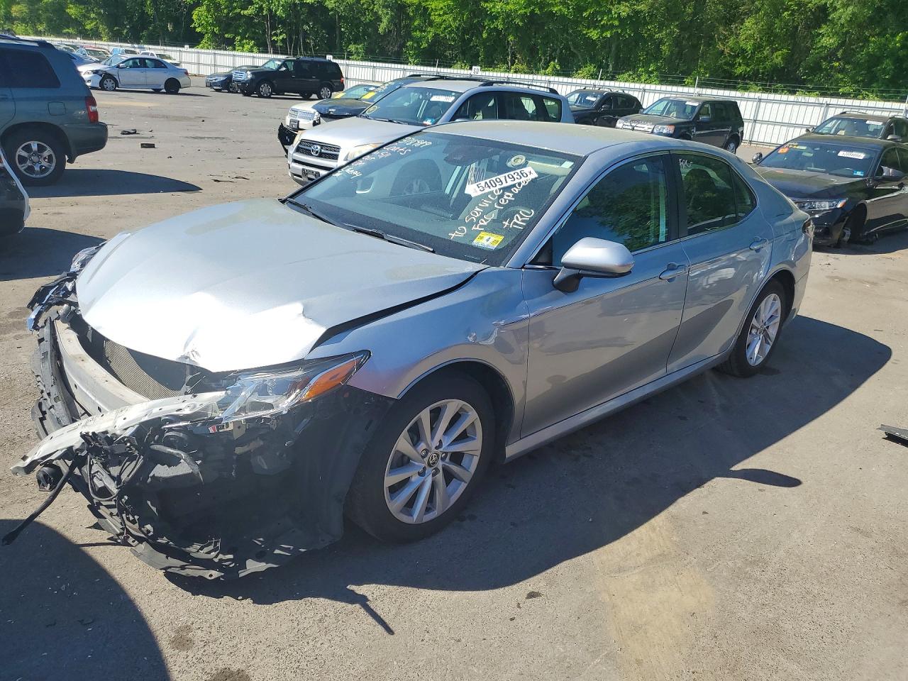 Salvage Toyota Camry Image