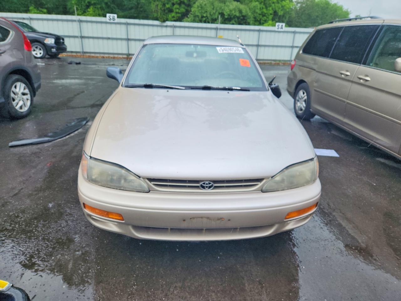 Toyota Camry Dx