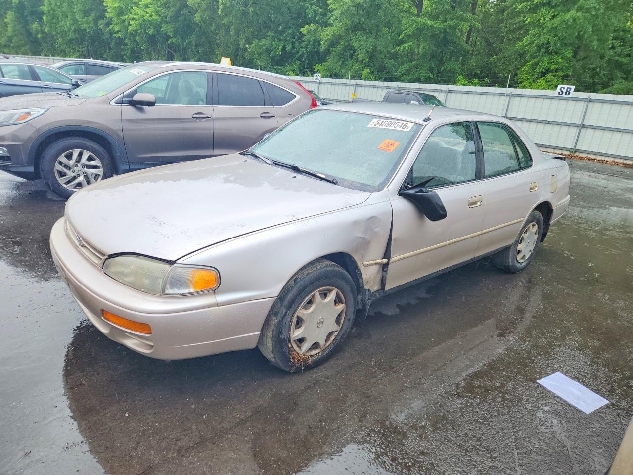 Salvage Toyota Camry Image