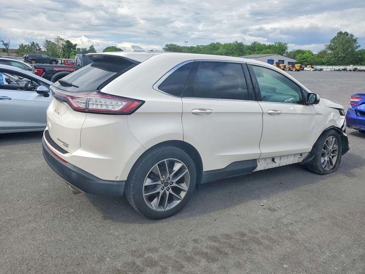 Ford Edge Titanium