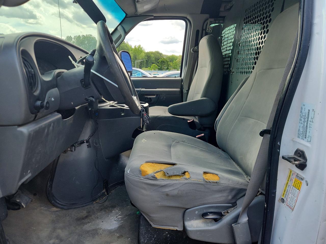 Ford Econoline E250 Van