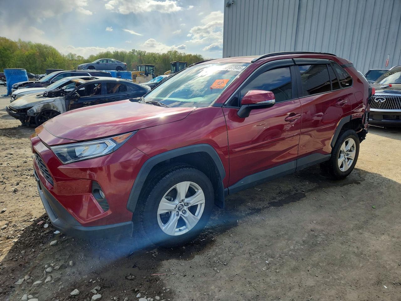 Salvage Toyota RAV4 Image