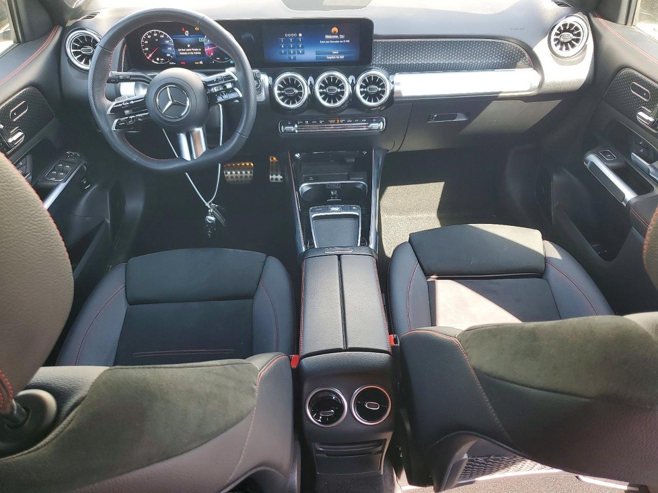 Mercedes-Benz GLB 250 4matic