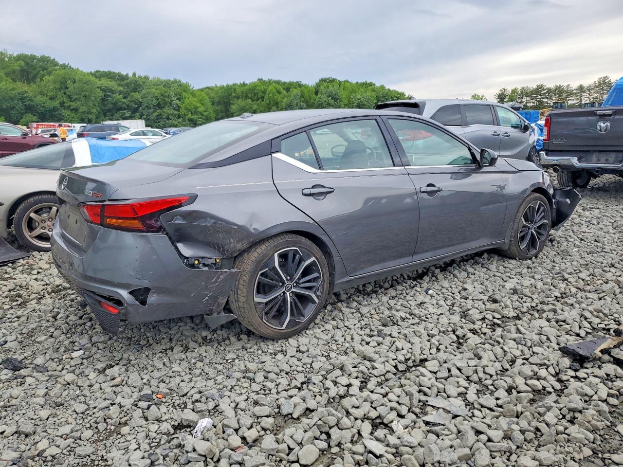 Nissan Altima Sr