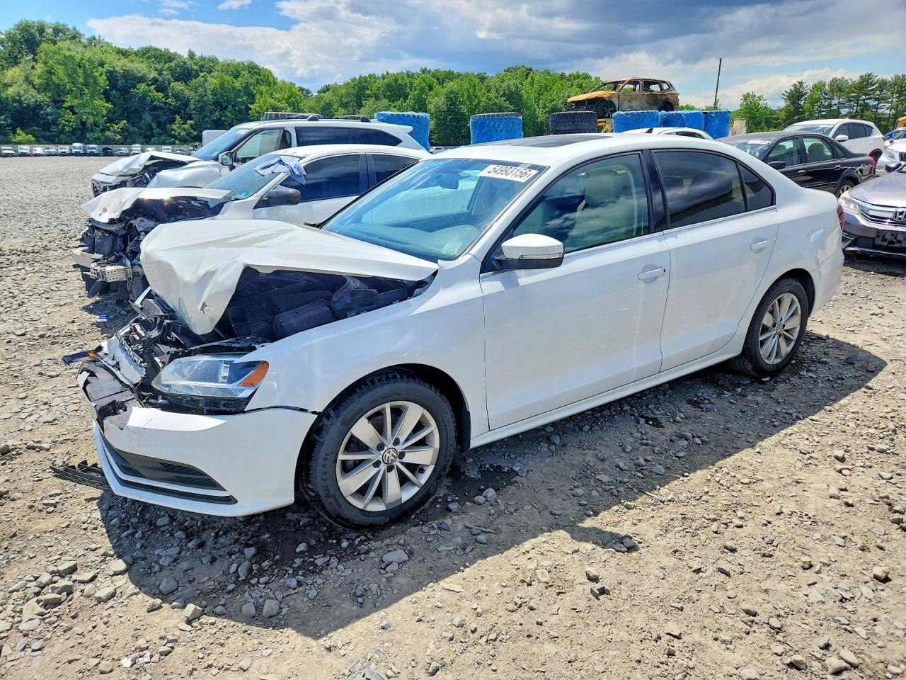 Salvage Volkswagen Jetta Image