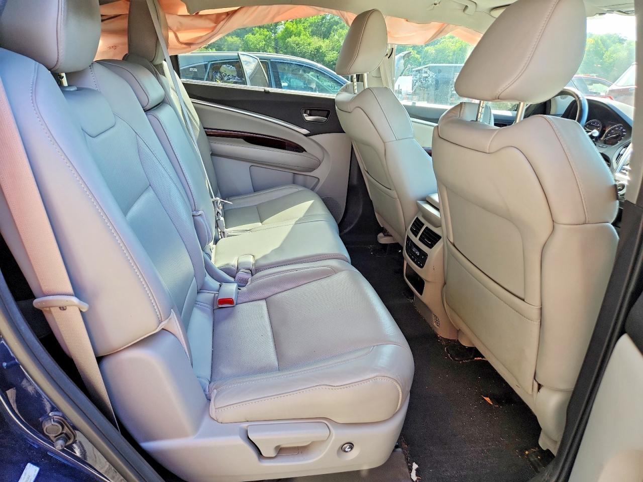 Acura MDX Advance
