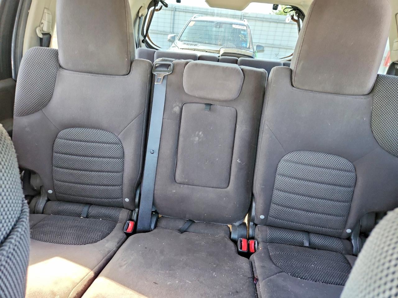 Nissan Pathfinder S