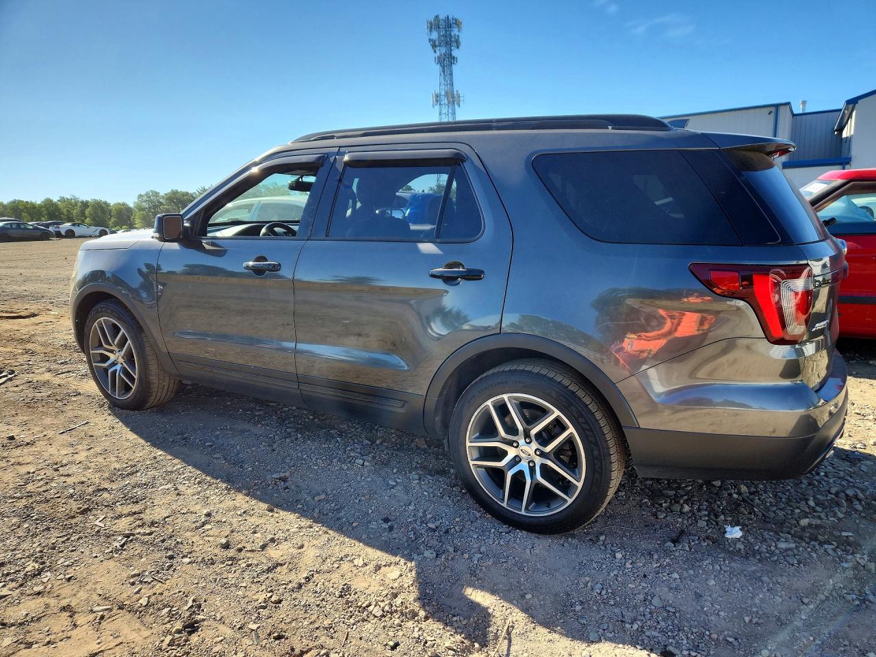 Ford Explorer Sport