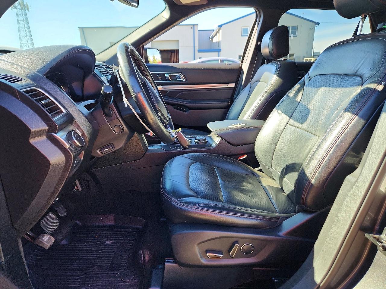 Ford Explorer Sport