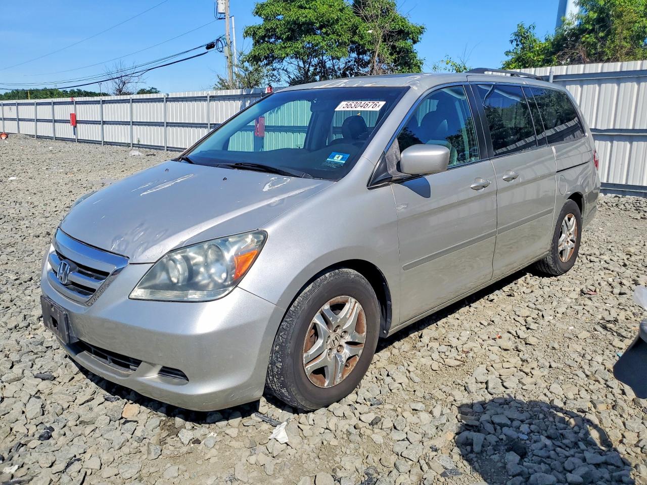 Salvage Honda Odyssey Image