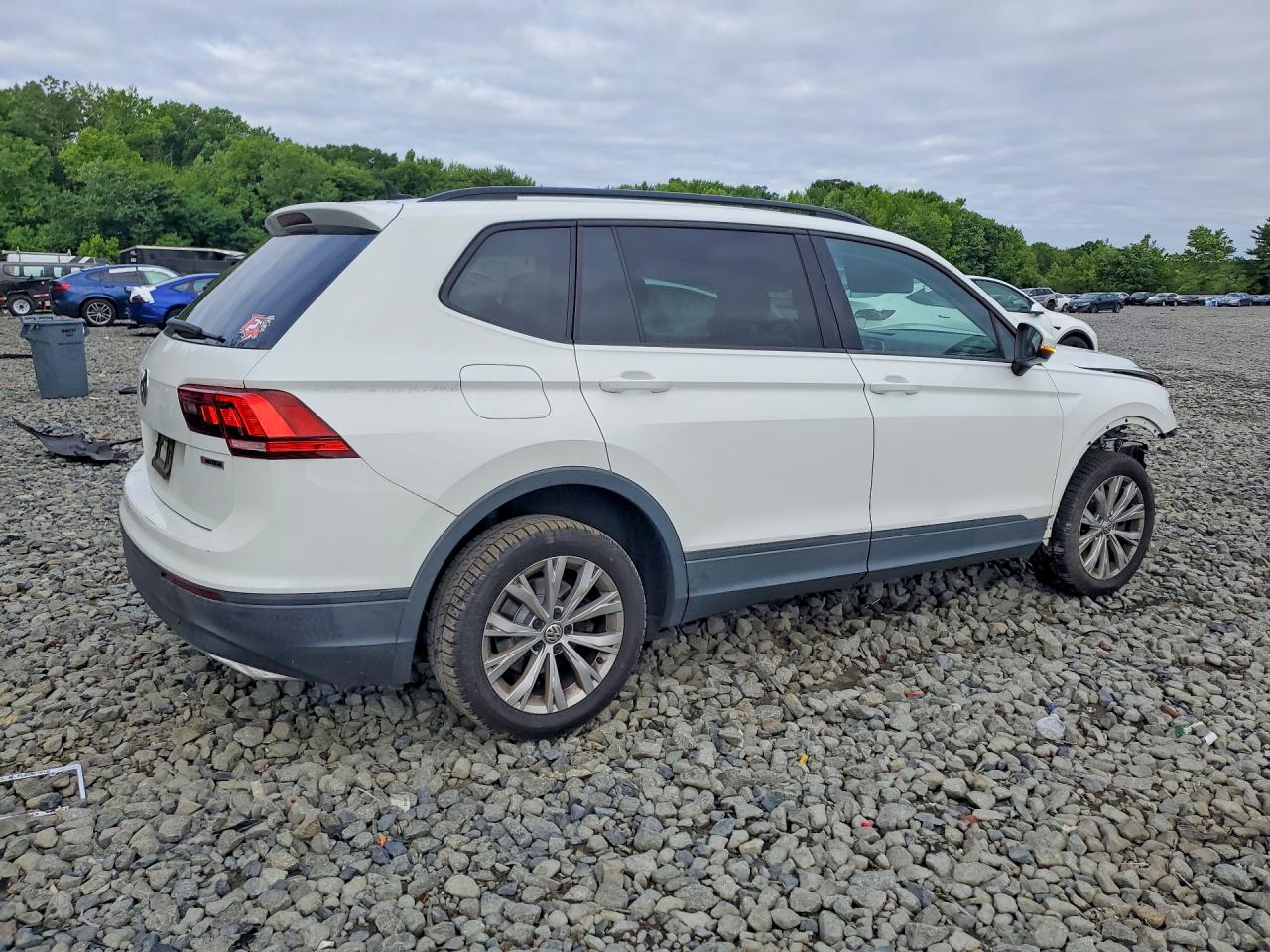 Volkswagen Tiguan S