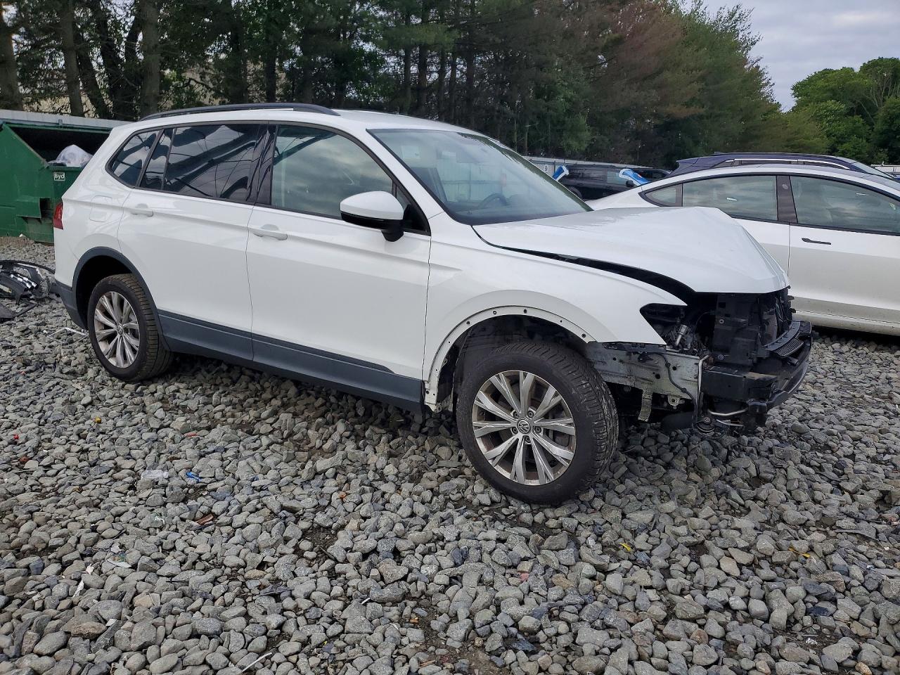Volkswagen Tiguan S