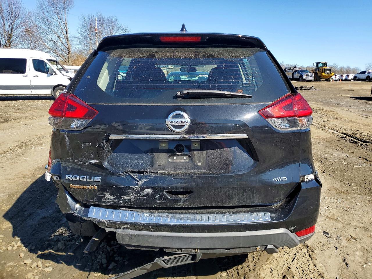 Nissan Rogue S