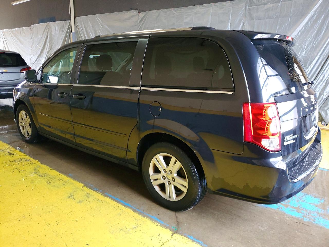 Dodge Caravan Crew