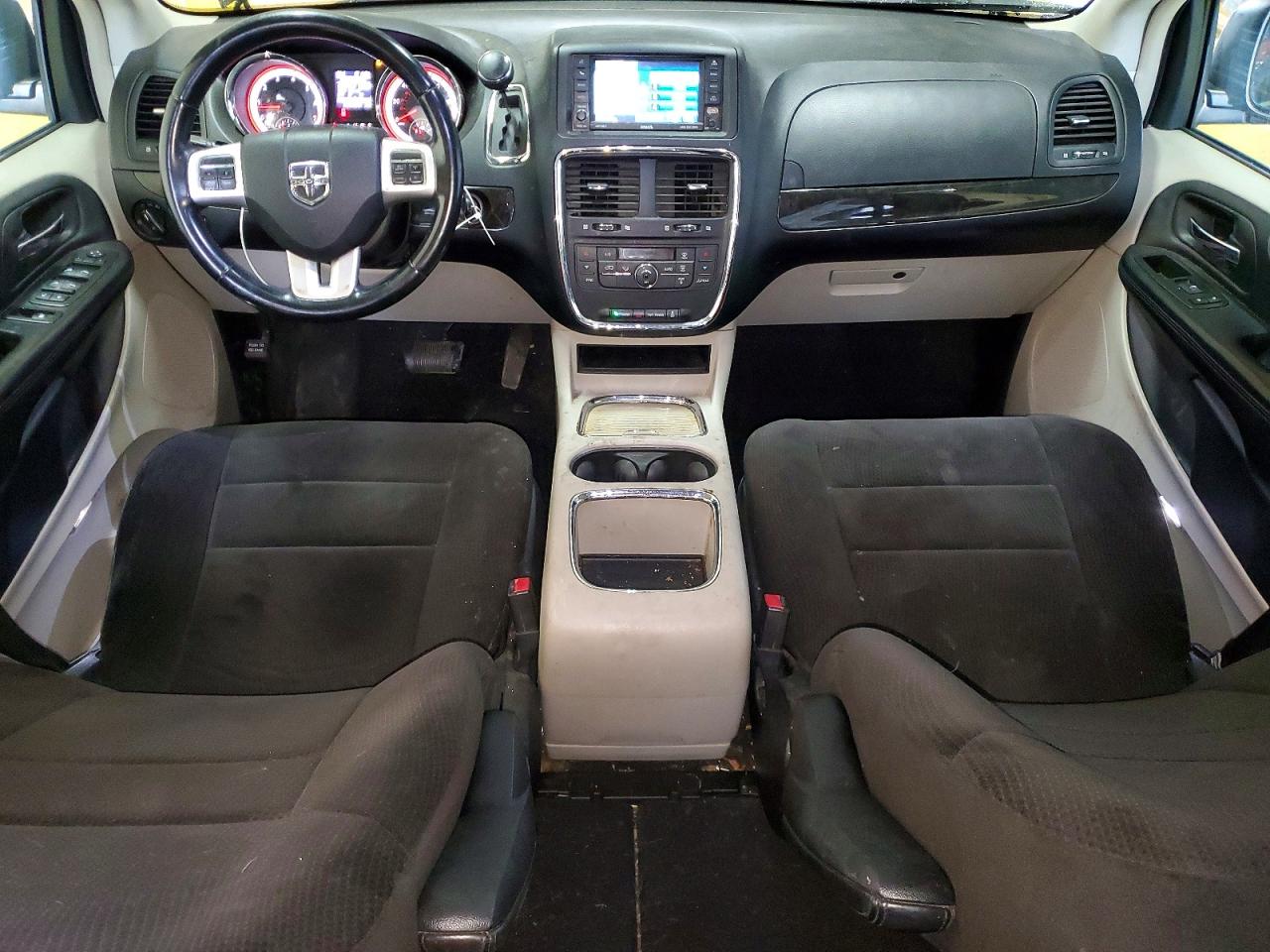Dodge Caravan Crew