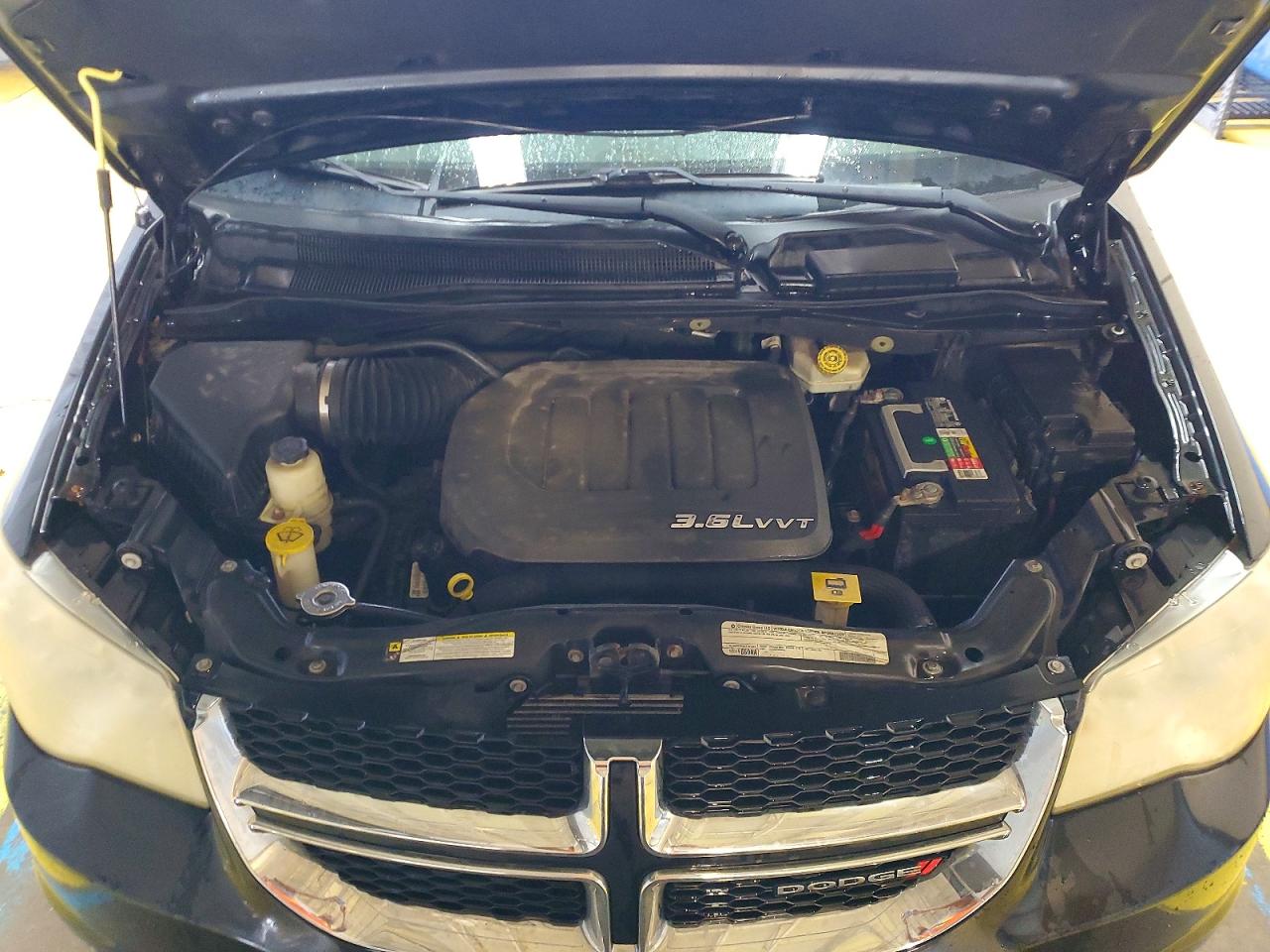 Dodge Caravan Crew