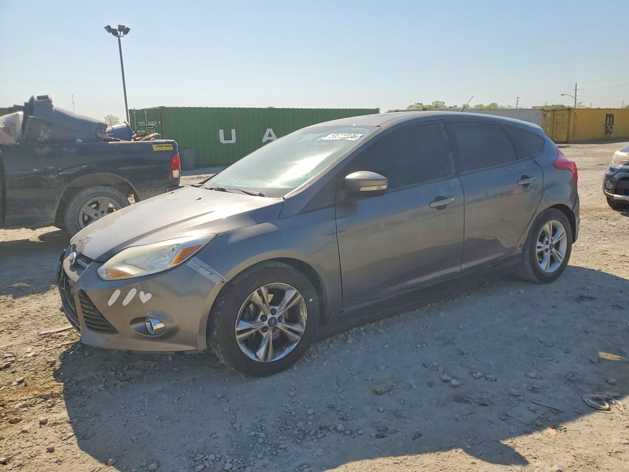 Salvage Ford Focus Image