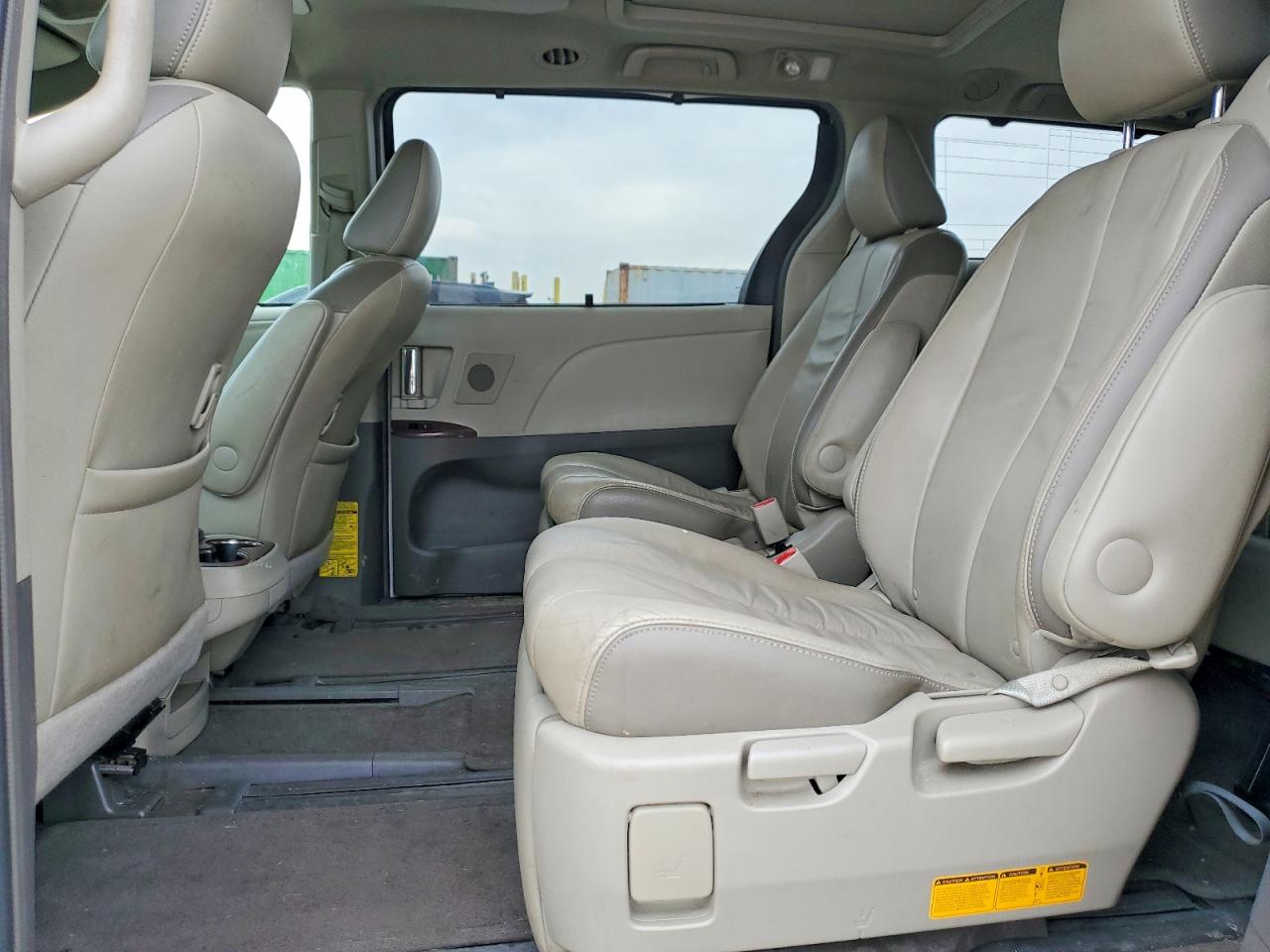 Toyota Sienna Limited 7-passenger