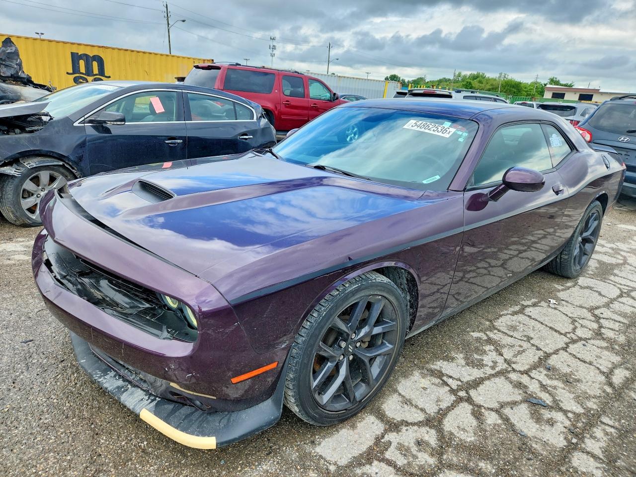 Salvage Dodge Challenger Image