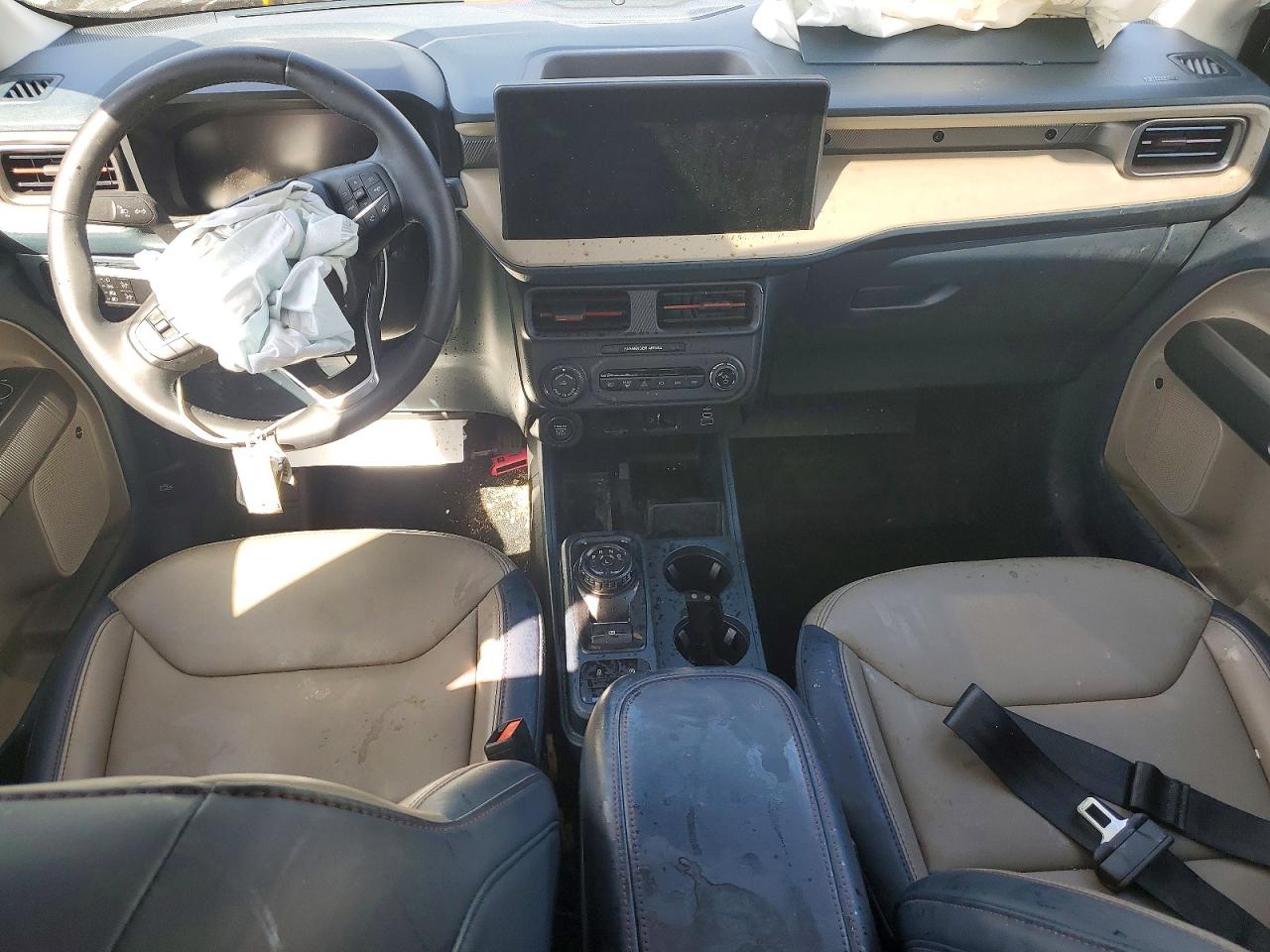 Ford Maverick Lariat