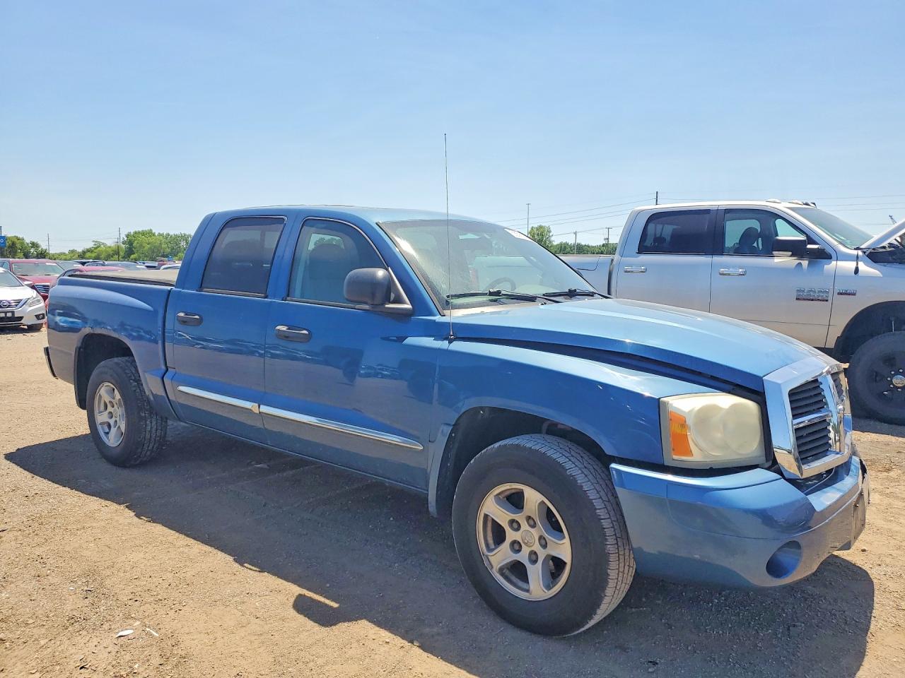 Dodge Dakota Quad Slt