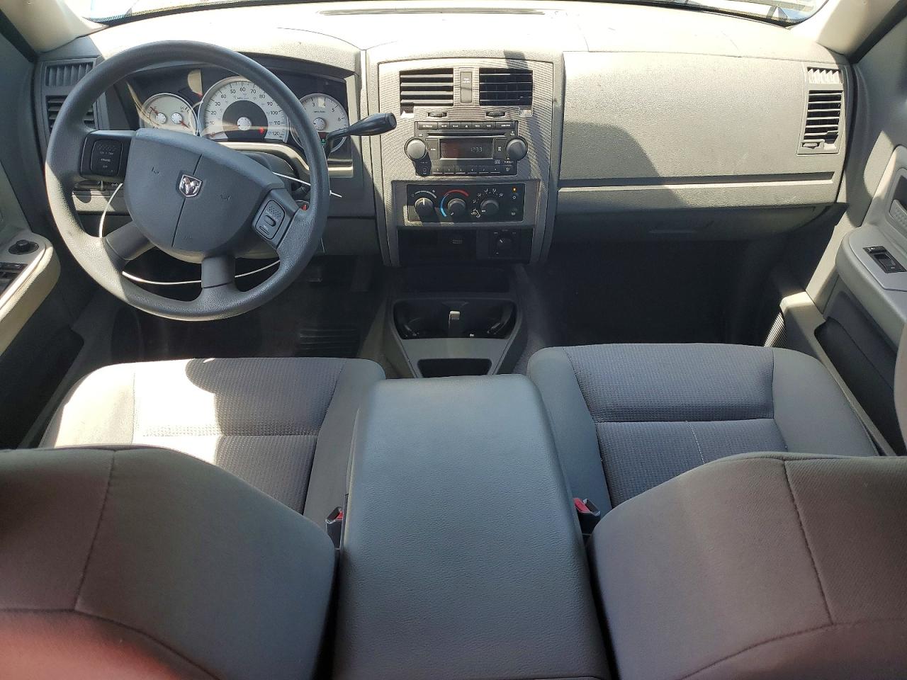 Dodge Dakota Quad Slt