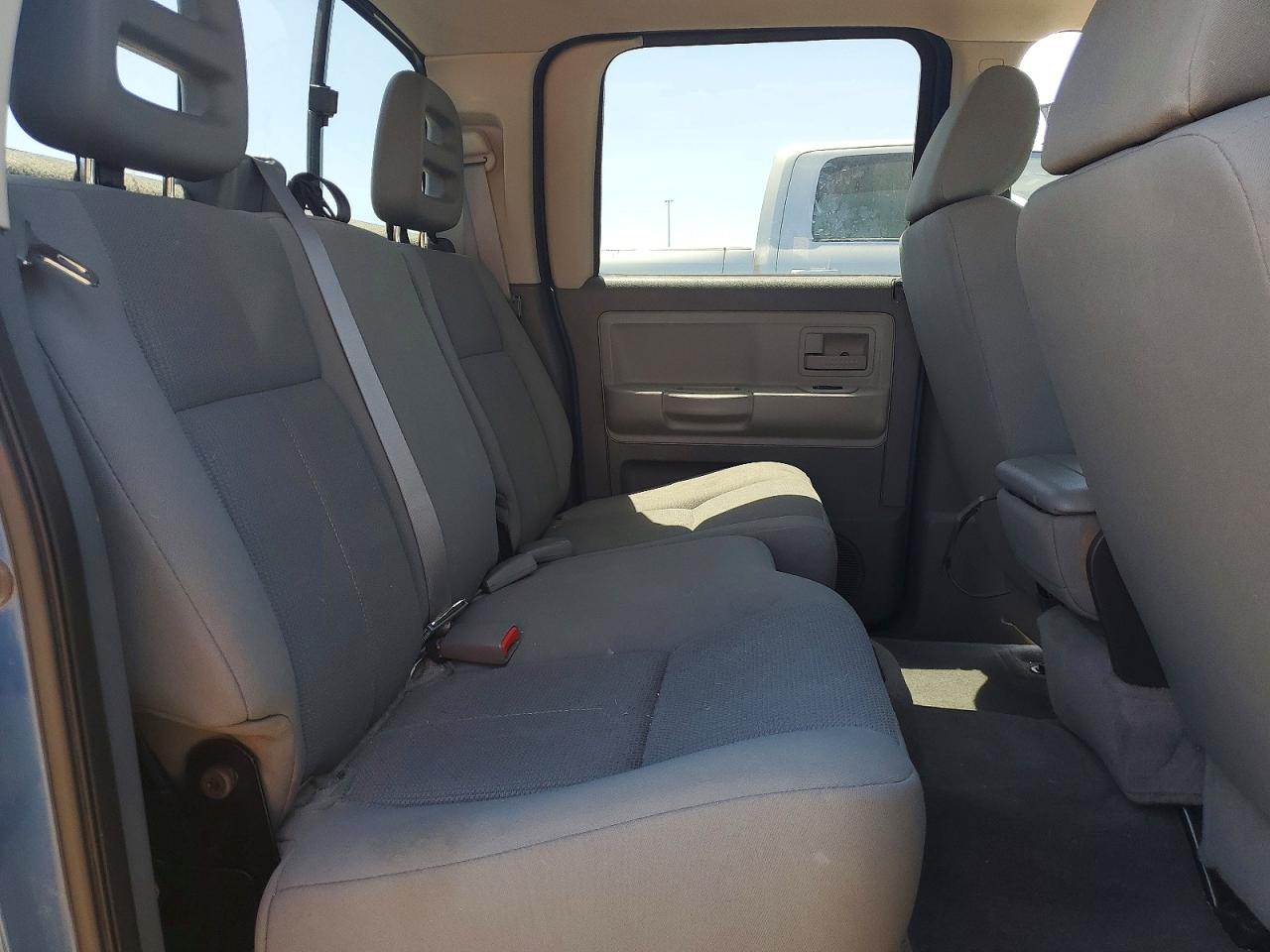 Dodge Dakota Quad Slt