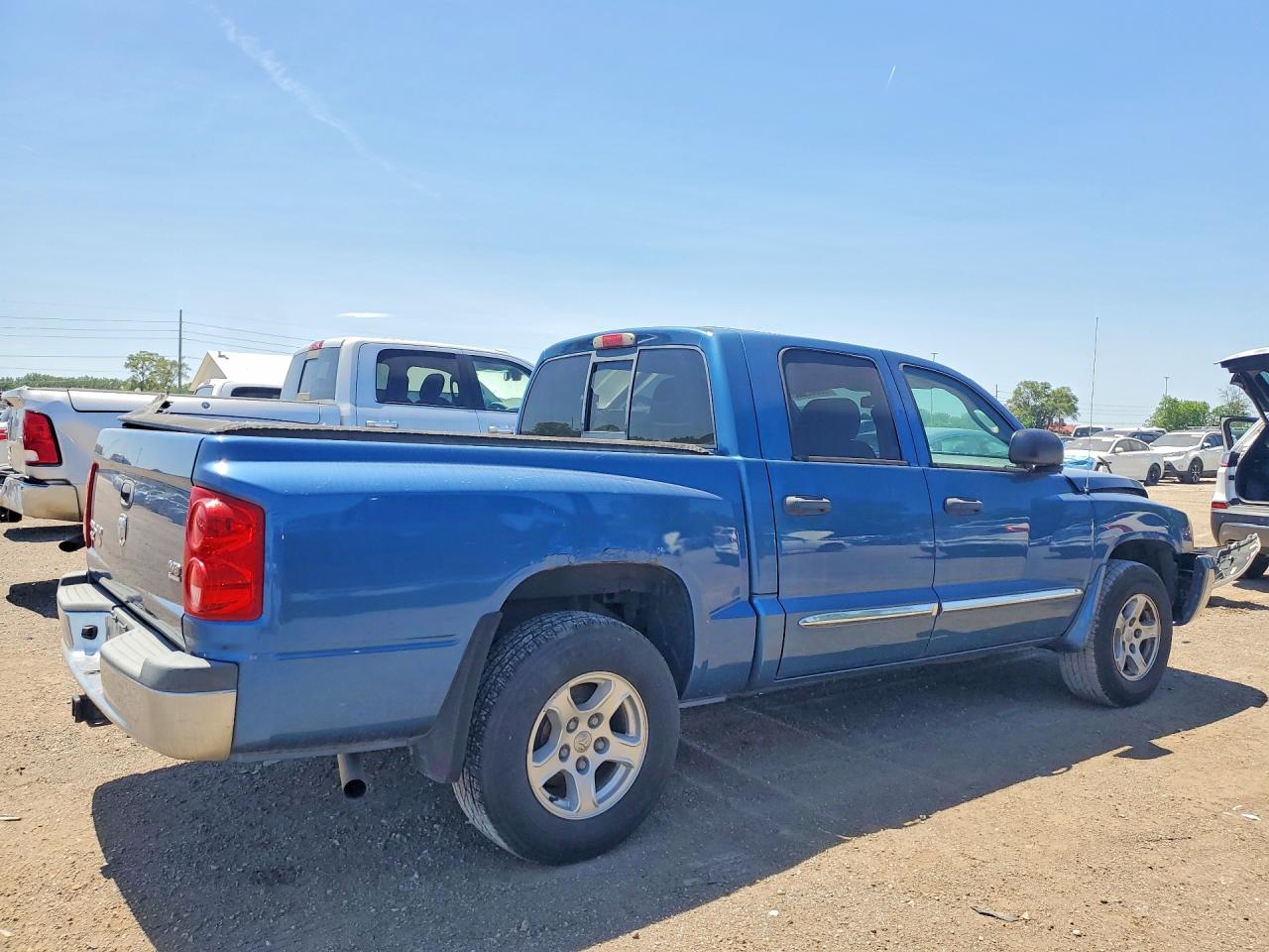 Dodge Dakota Quad Slt