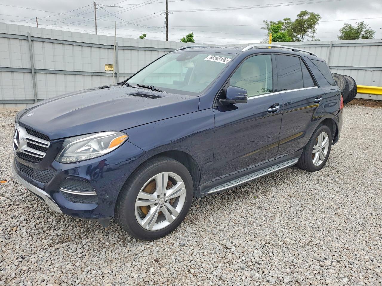 Salvage Mercedes-Benz GLE Image