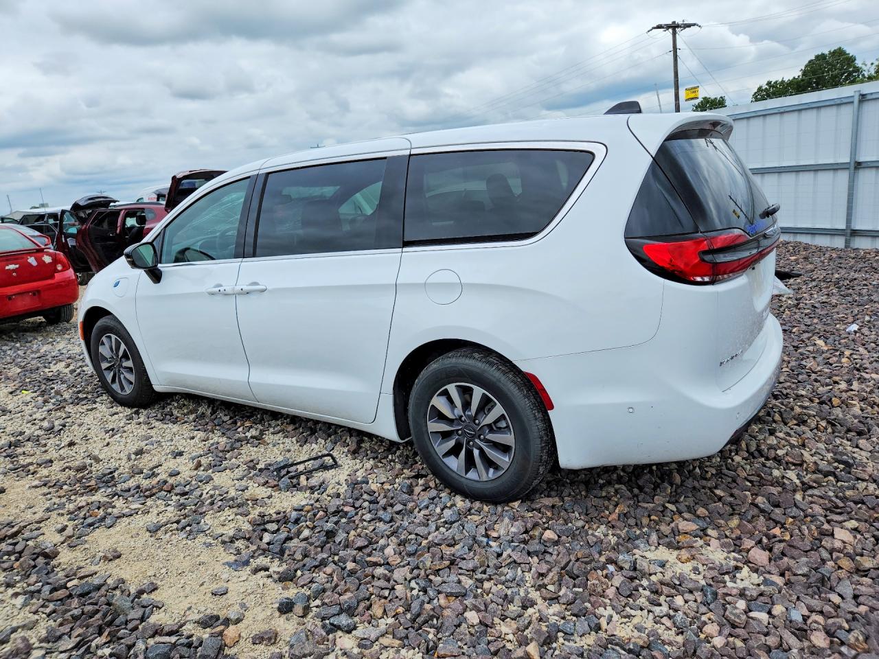 Chrysler Pacifica Hybrid Select