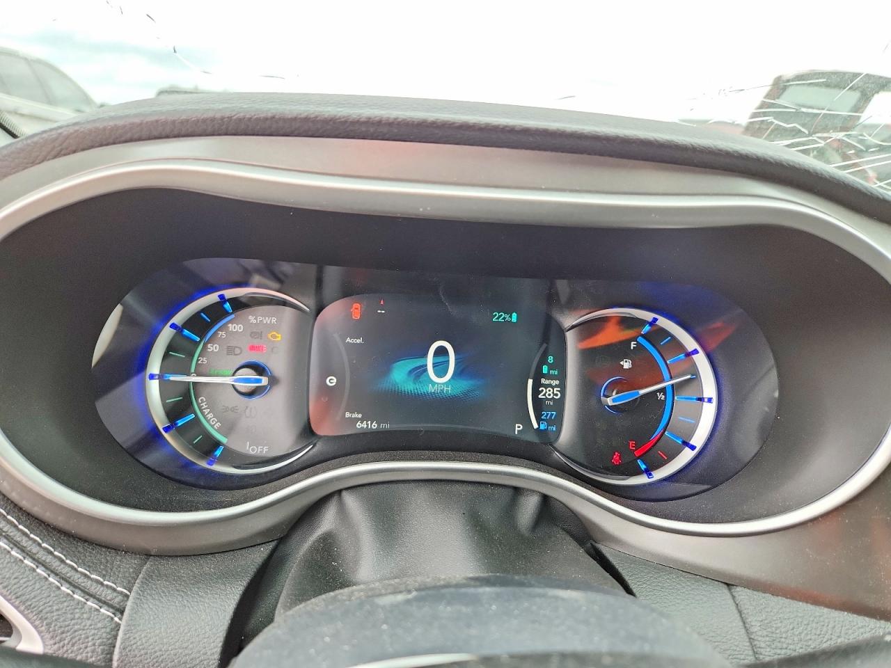 Chrysler Pacifica Hybrid Select