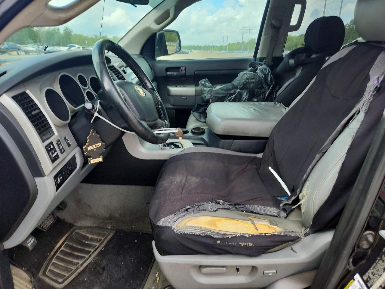 Toyota Tundra Sr5