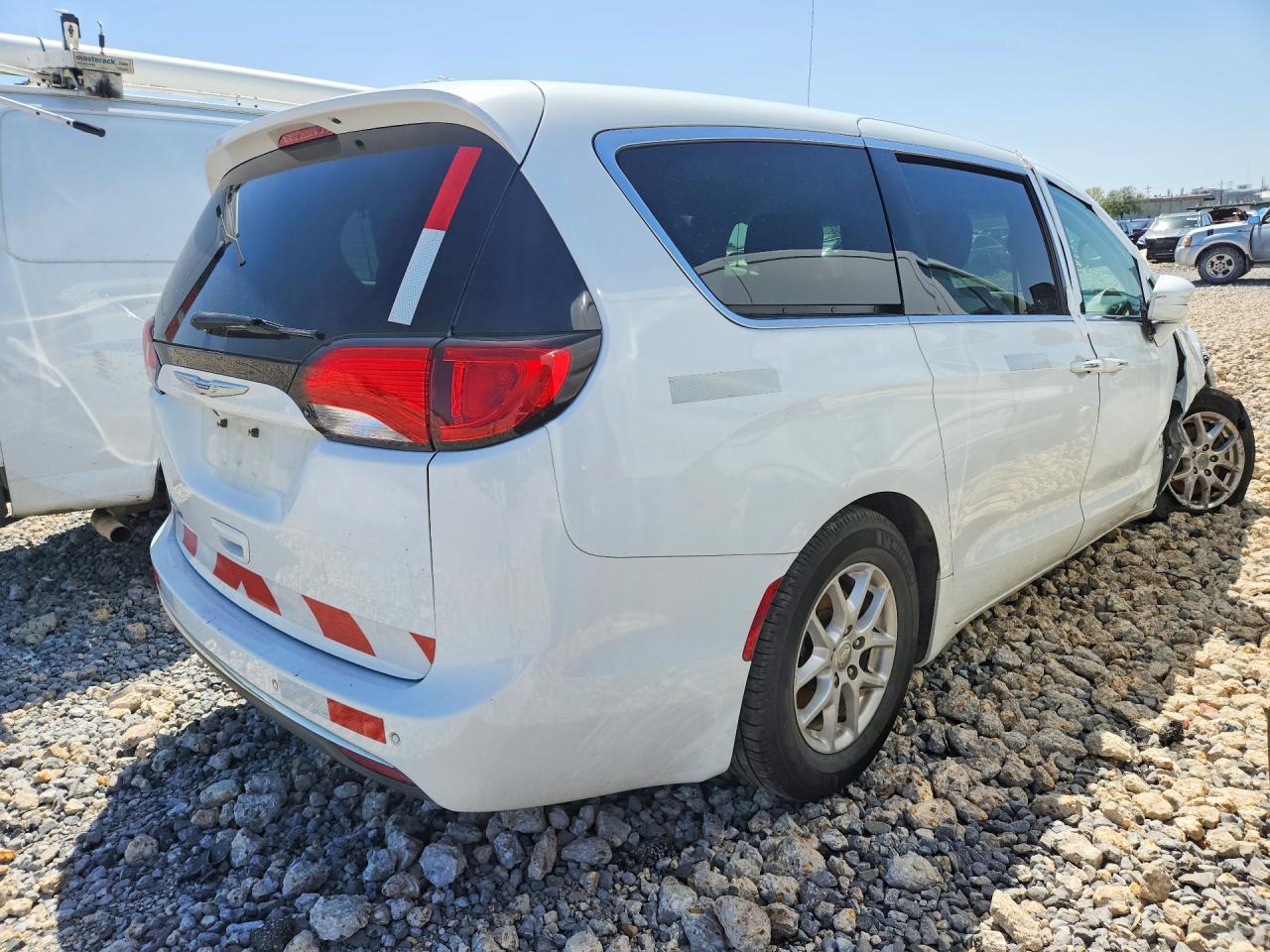 Chrysler Pacifica Touring