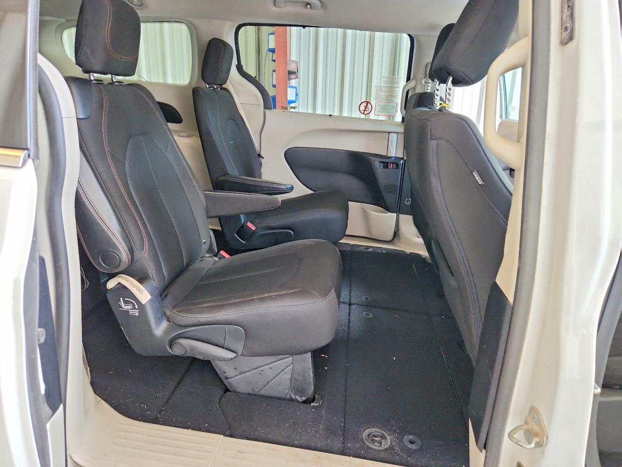 Chrysler Pacifica Touring