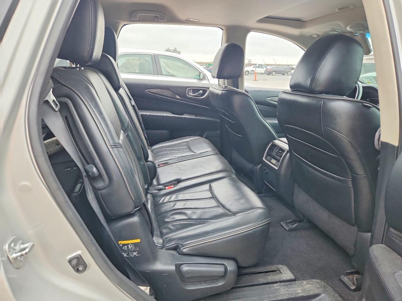 INFINITI Qx Base