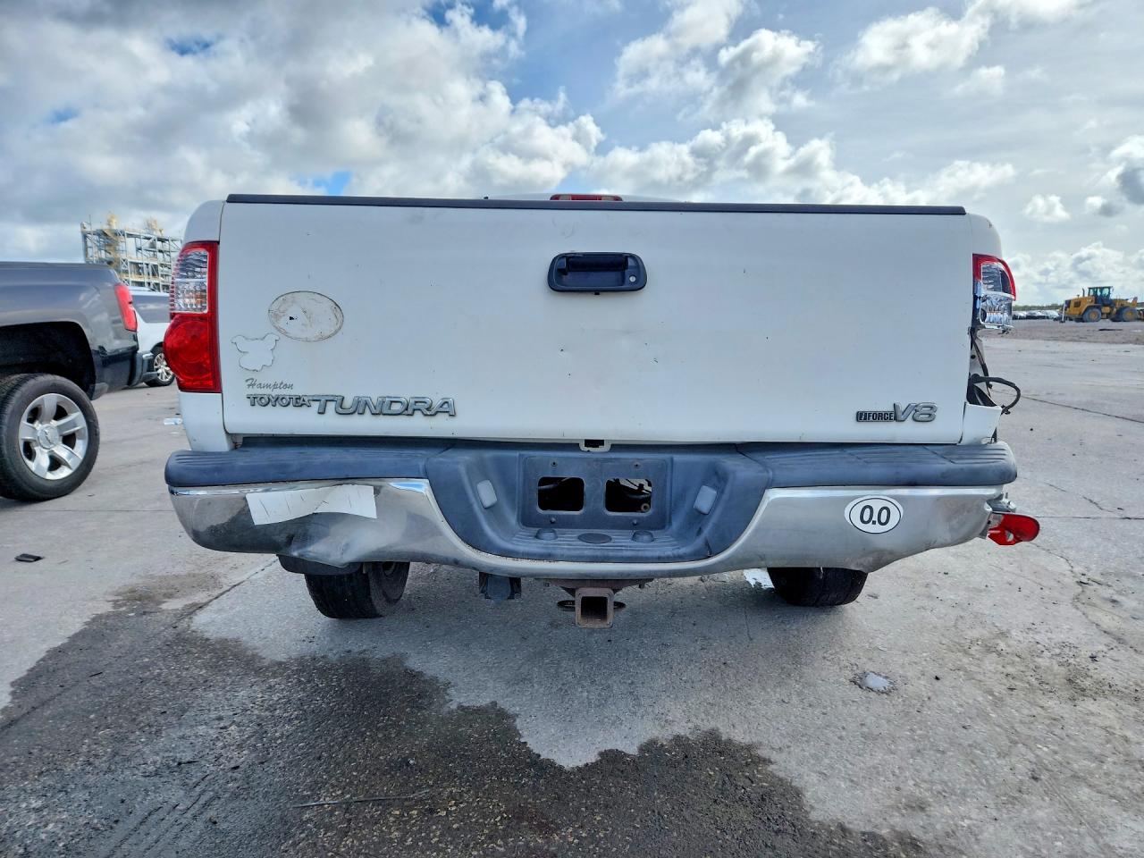 Toyota Tundra Base