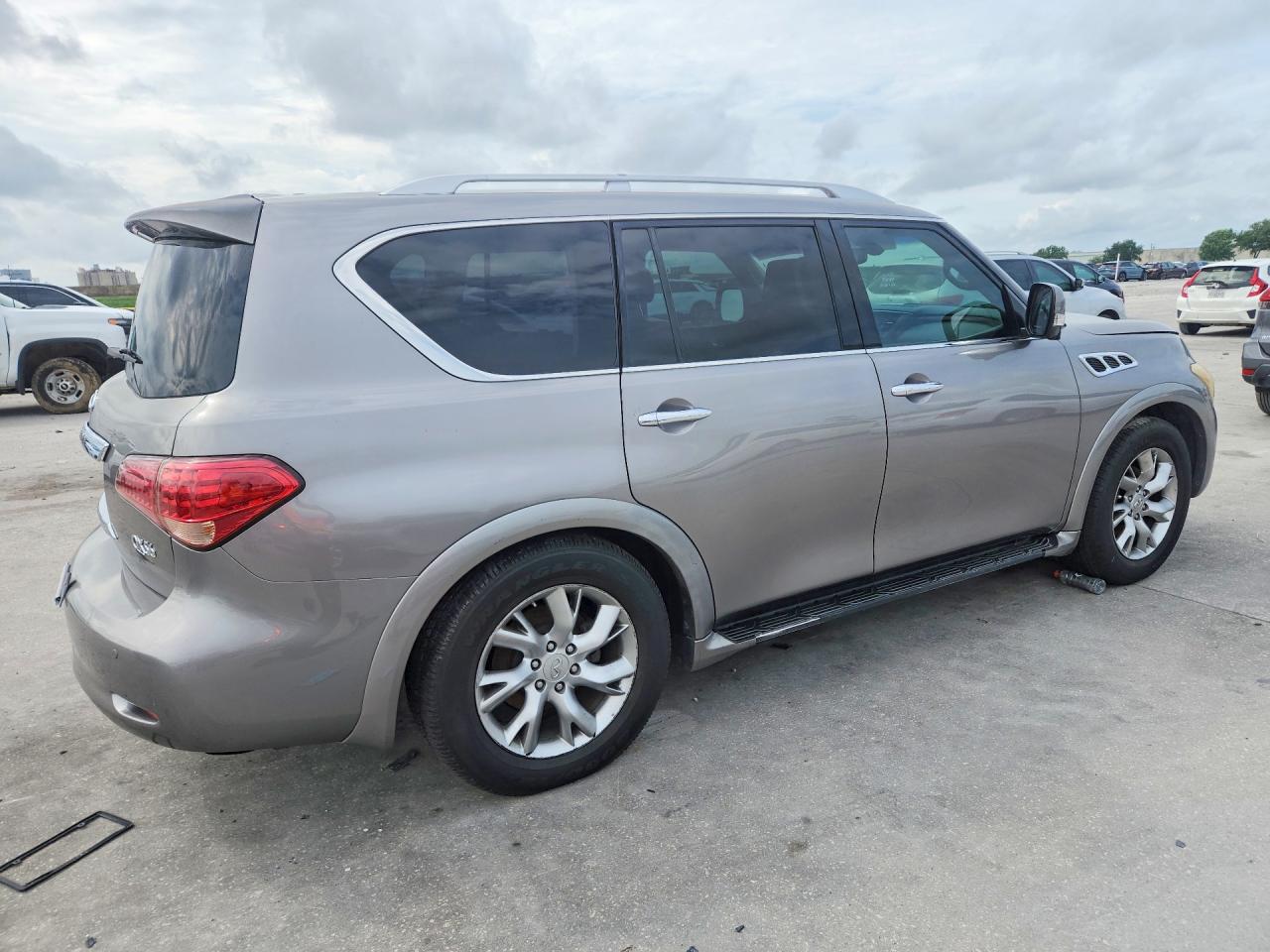 INFINITI Qx Base