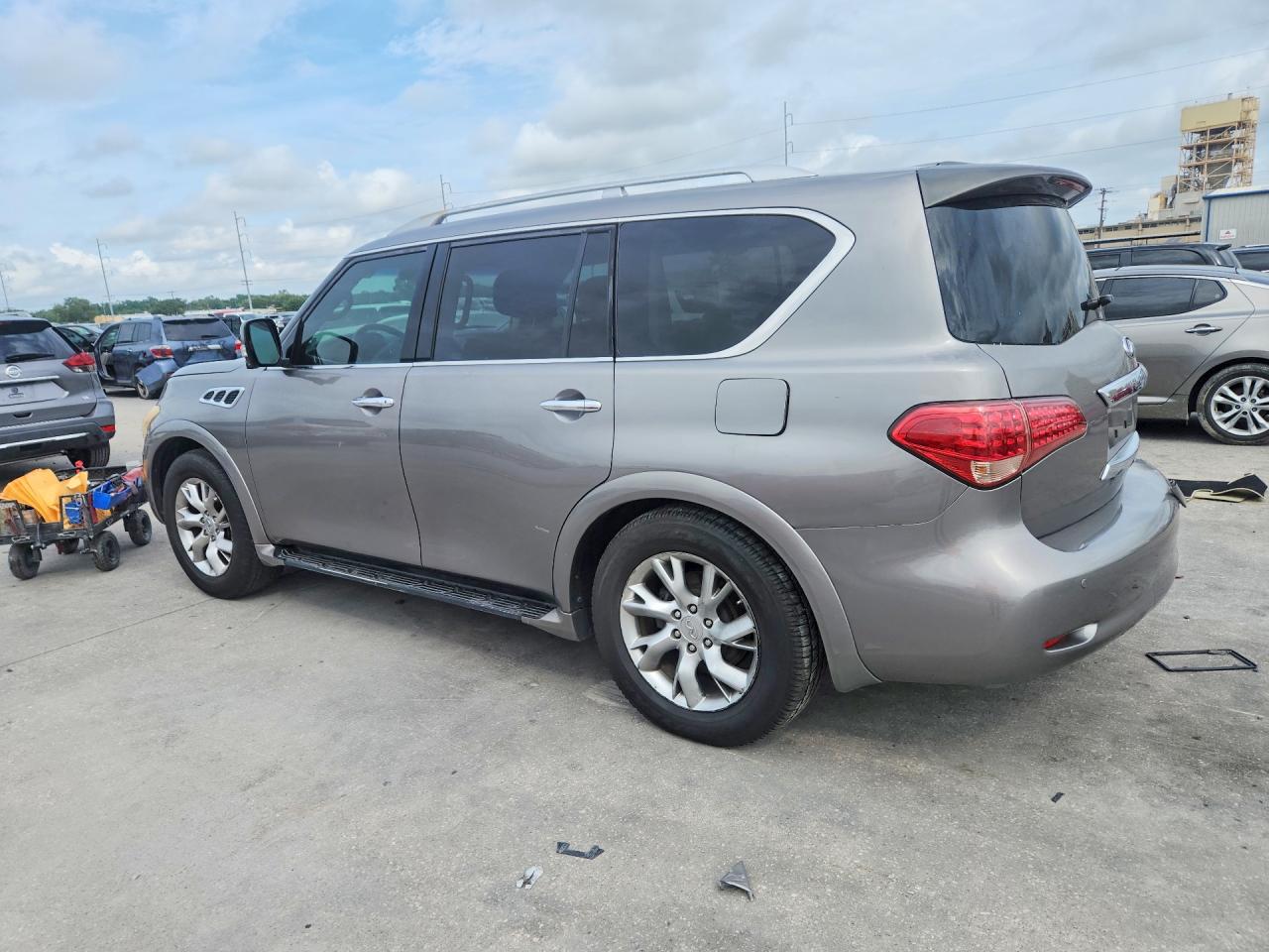 INFINITI Qx Base