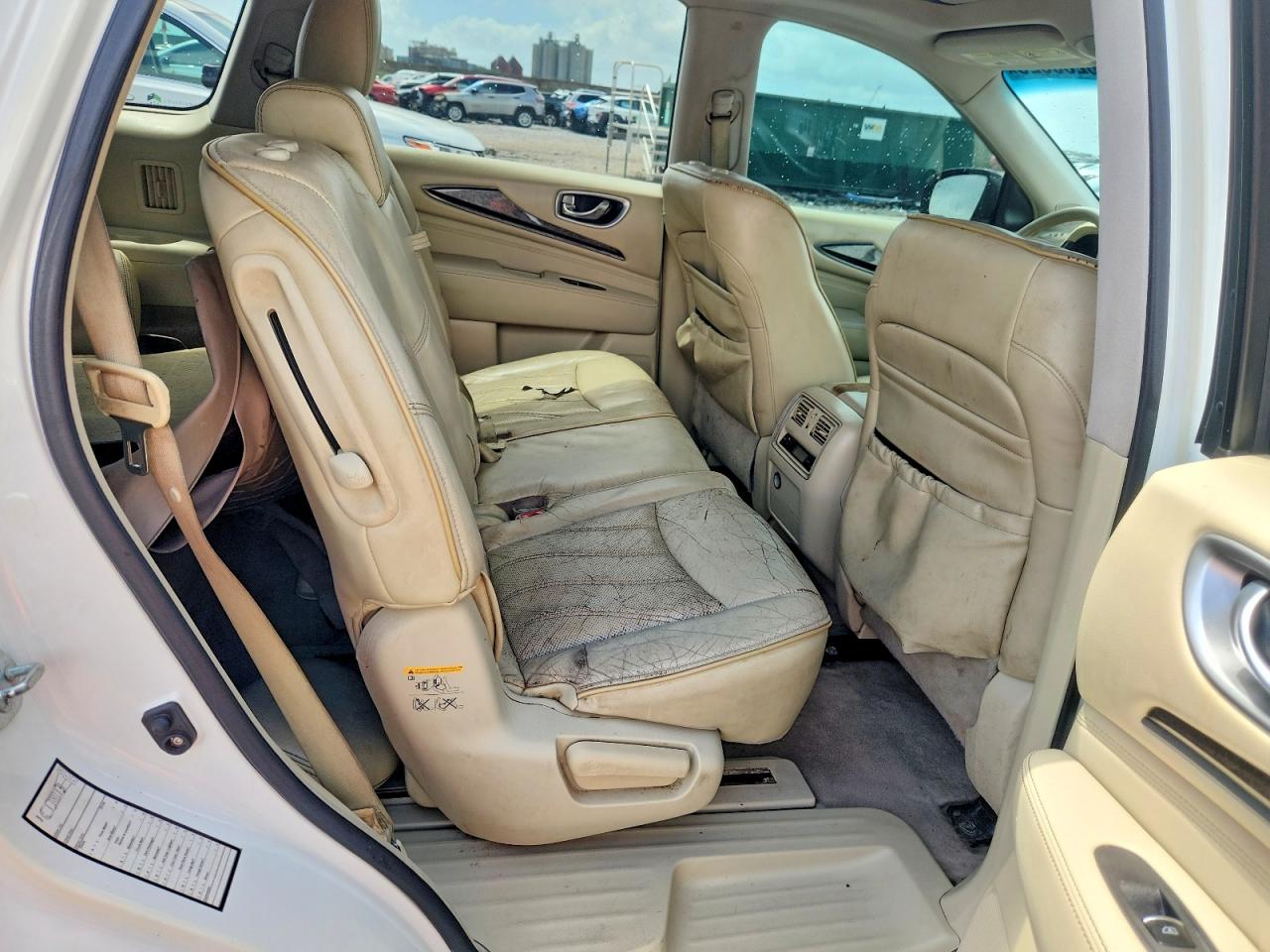 INFINITI JX35 Base