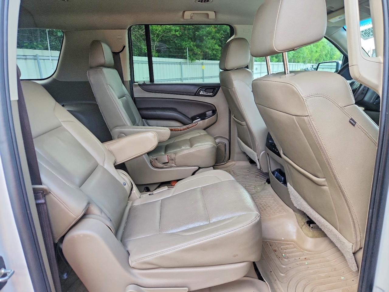 Chevrolet Suburban C1500 Premier