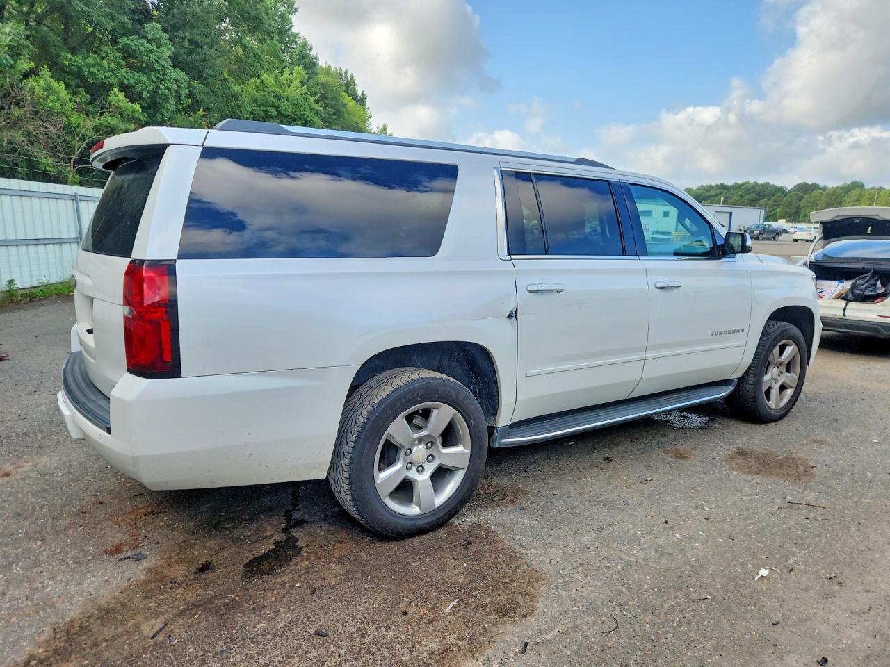 Chevrolet Suburban C1500 Premier
