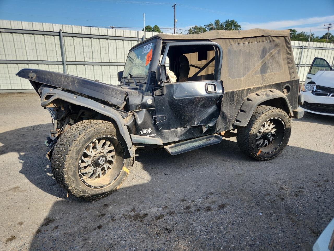 Salvage Jeep Wrangler Image