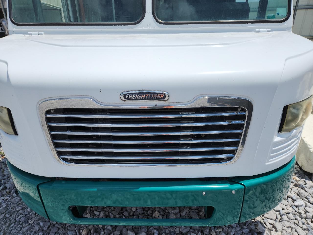 Freightliner Chassis M