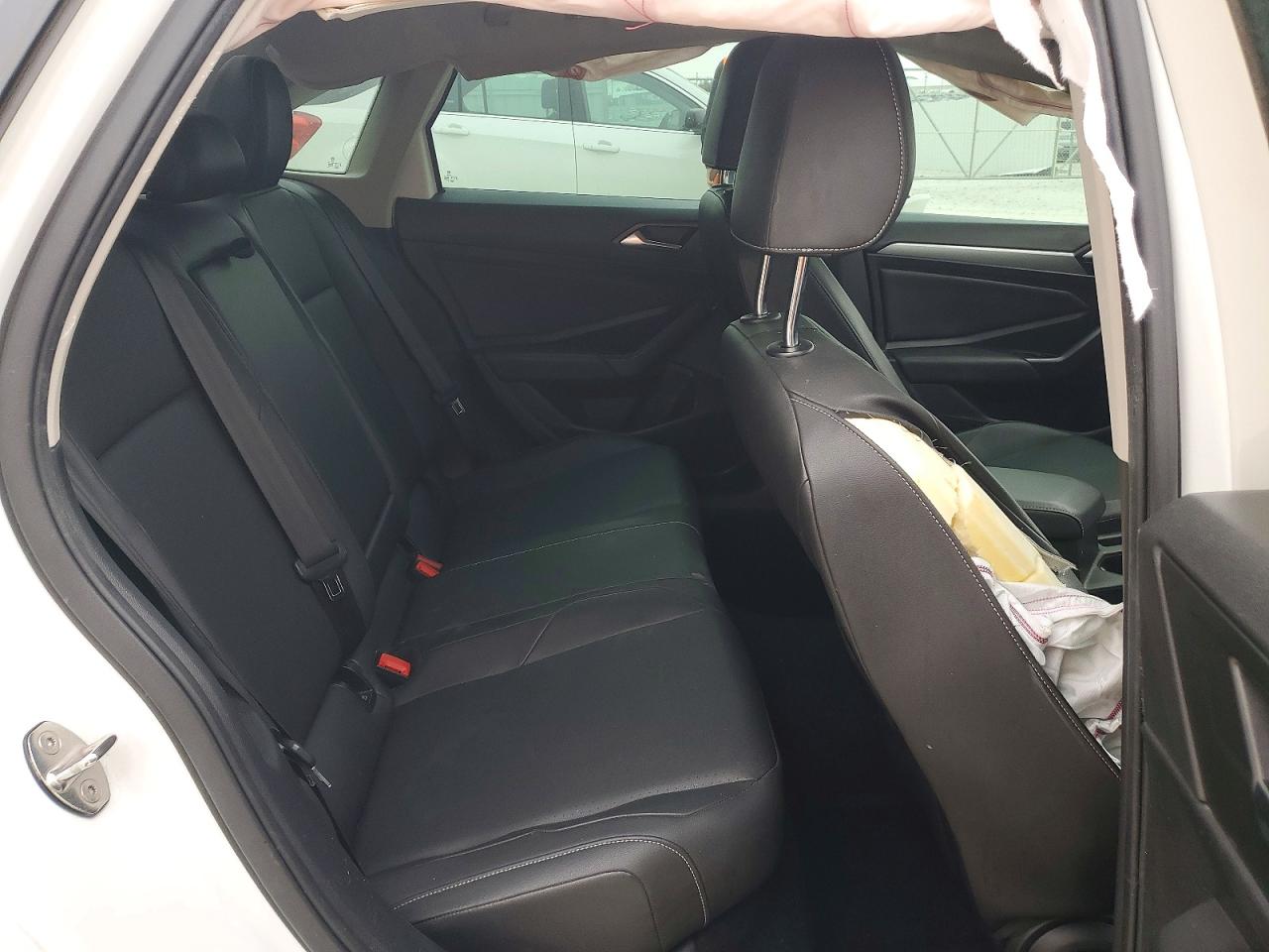 Volkswagen Jetta S