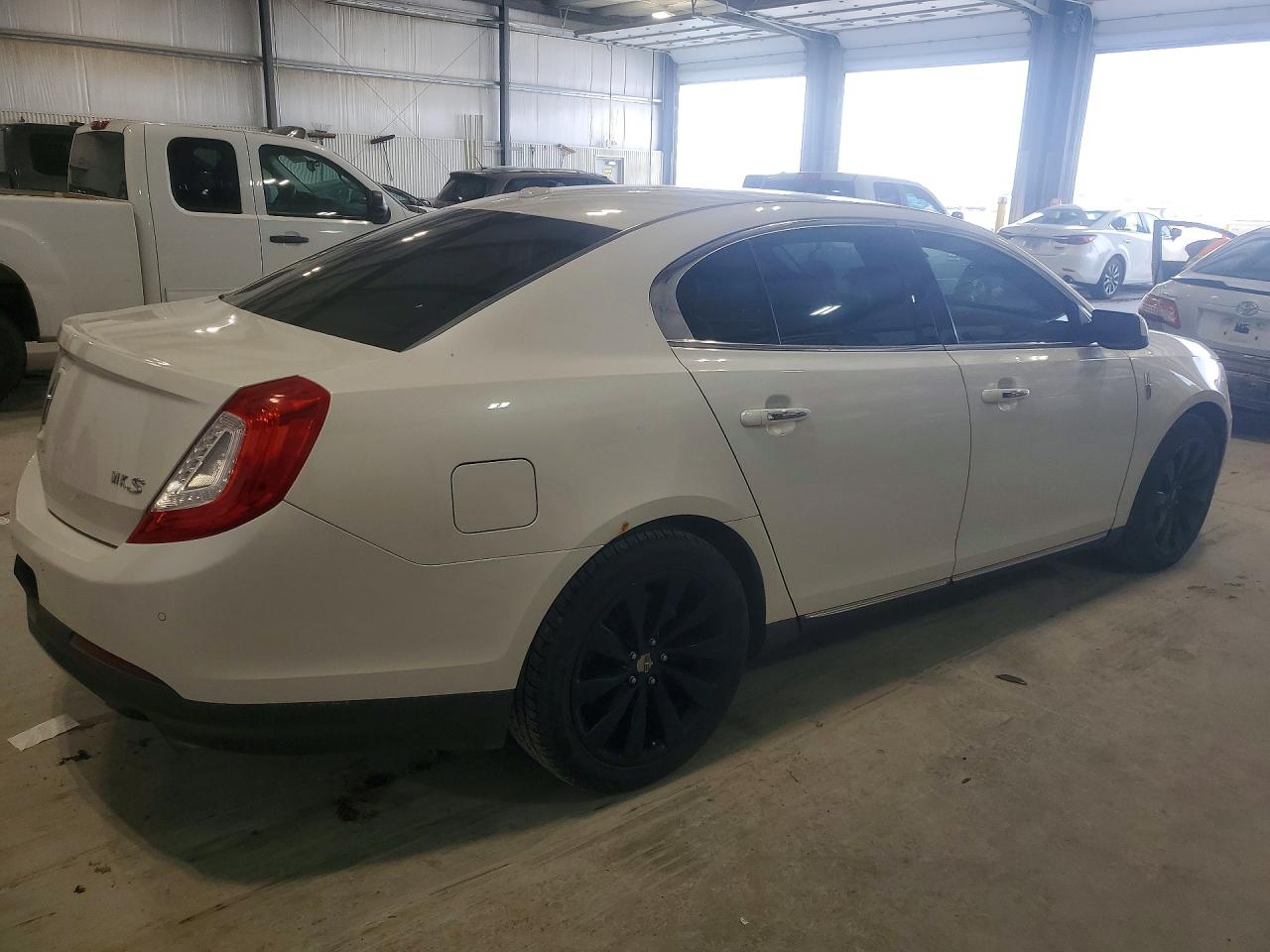 Lincoln MKS