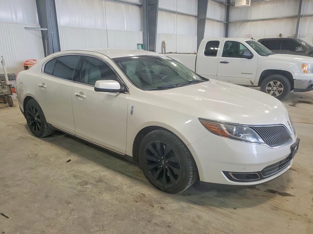 Lincoln MKS
