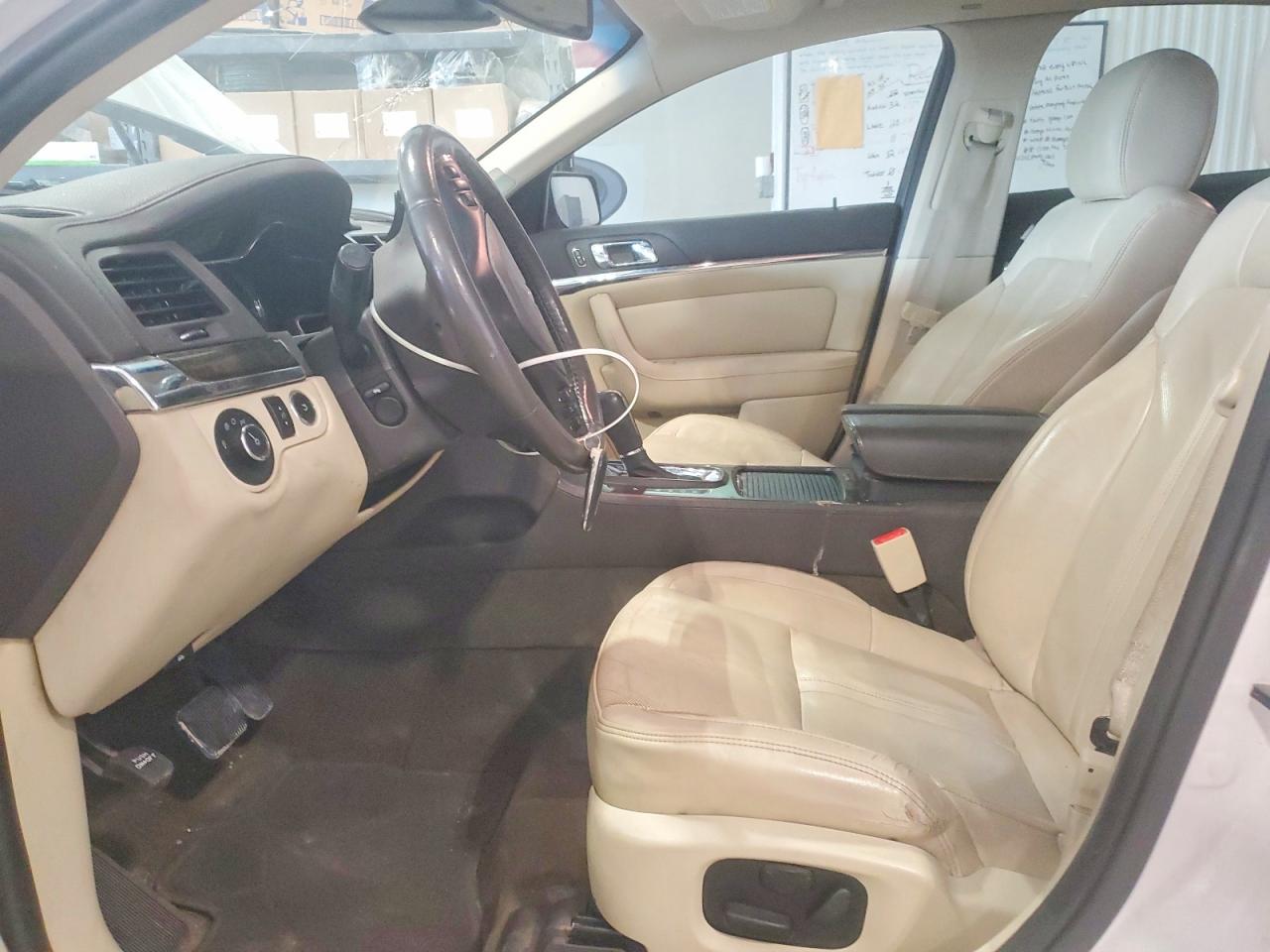 Lincoln MKS