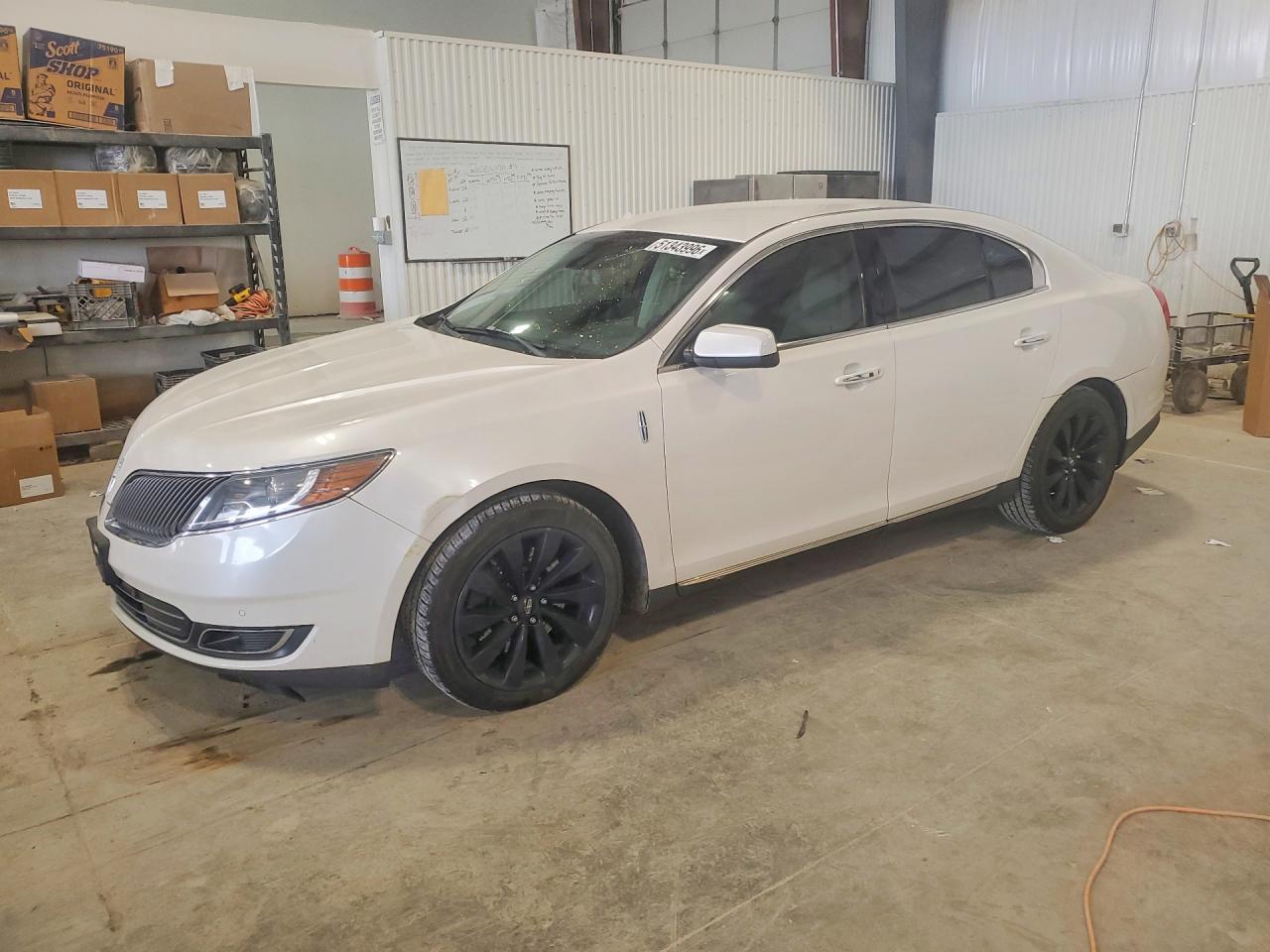 Salvage Lincoln MKS Image